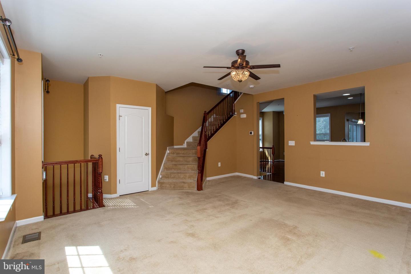 12389 Sandstone St Property Photo 6