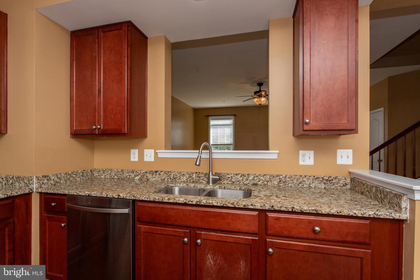 12389 Sandstone St Property Photo 18