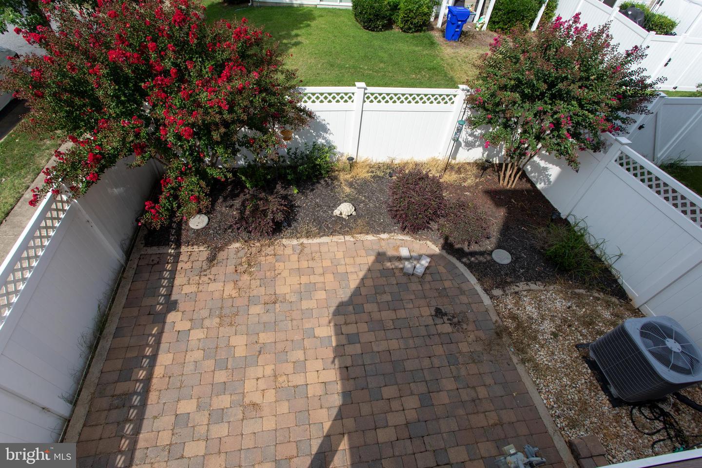 12389 Sandstone St Property Photo 26