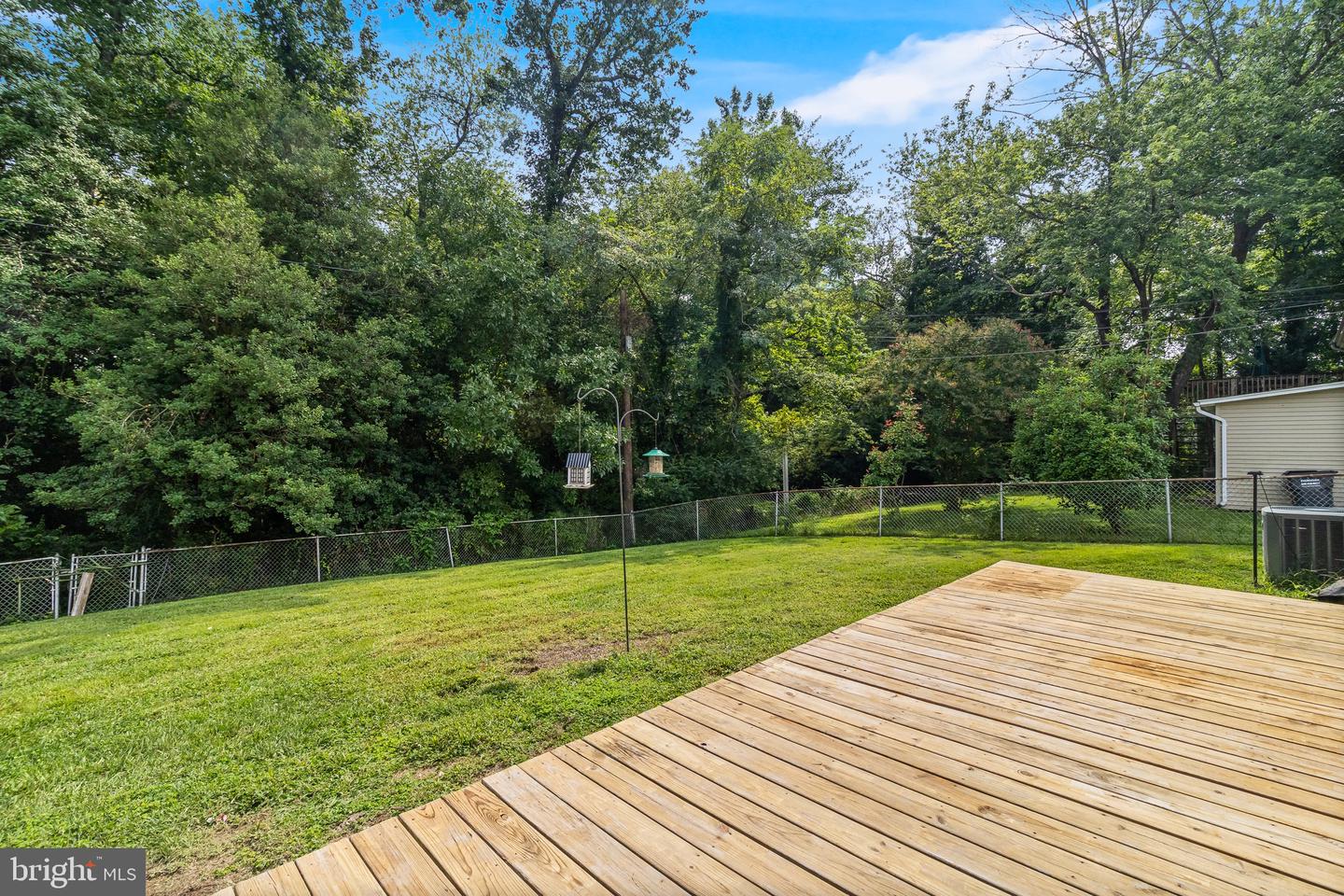 913 Barrington Dr Property Photo 20