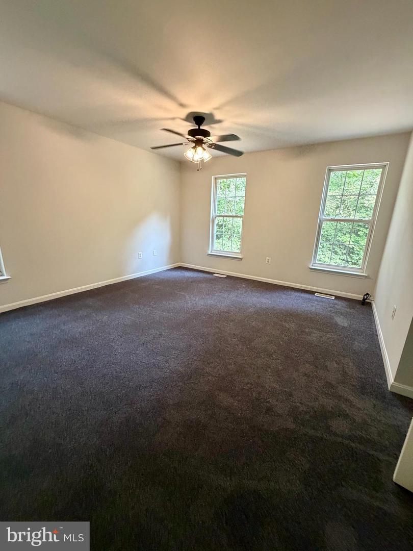 6000 Paternoster Ln Property Photo 20