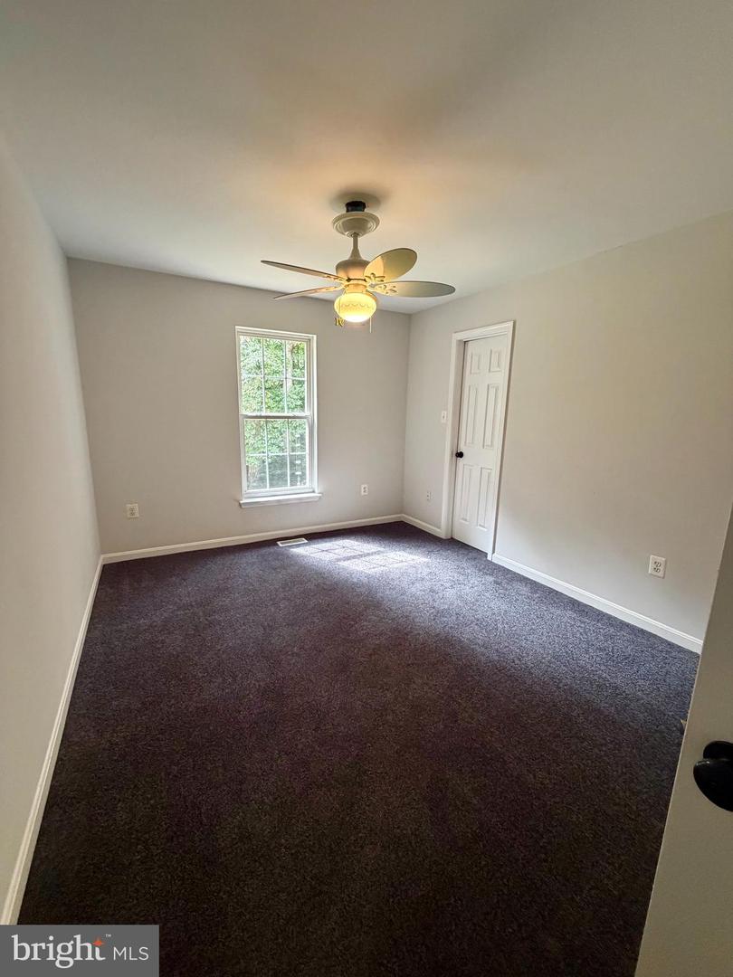 6000 Paternoster Ln Property Photo 27