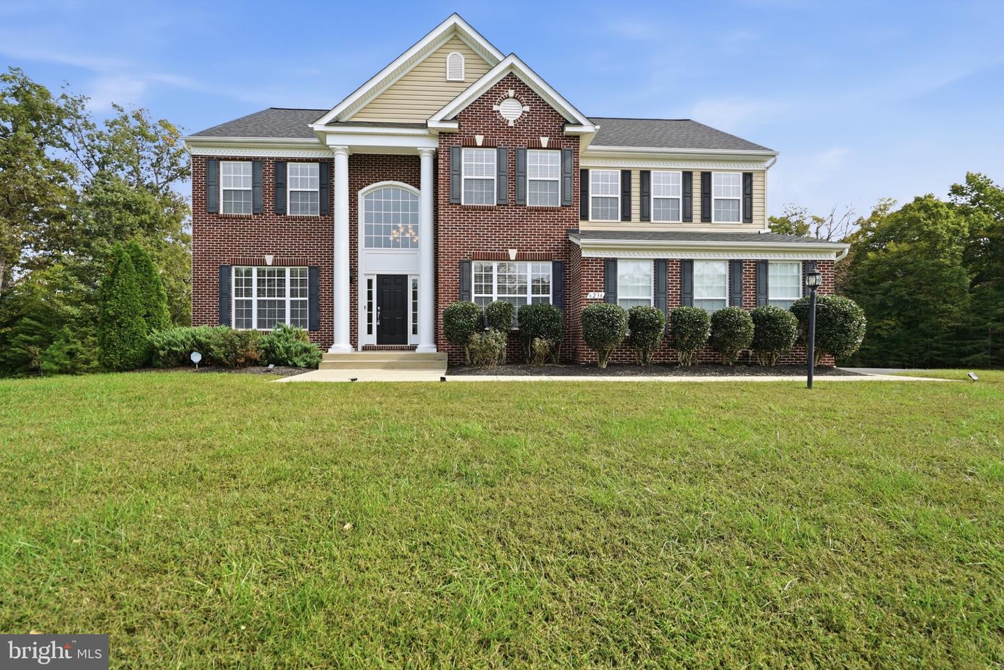 6236 Stone Hill Ct Property Photo 2
