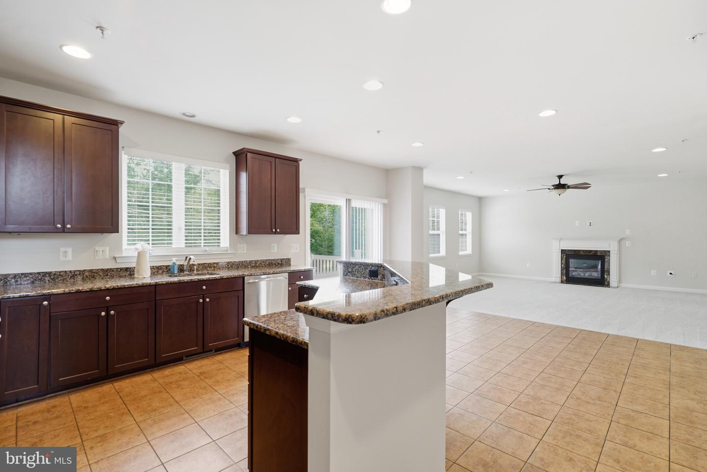 6236 Stone Hill Ct Property Photo 6