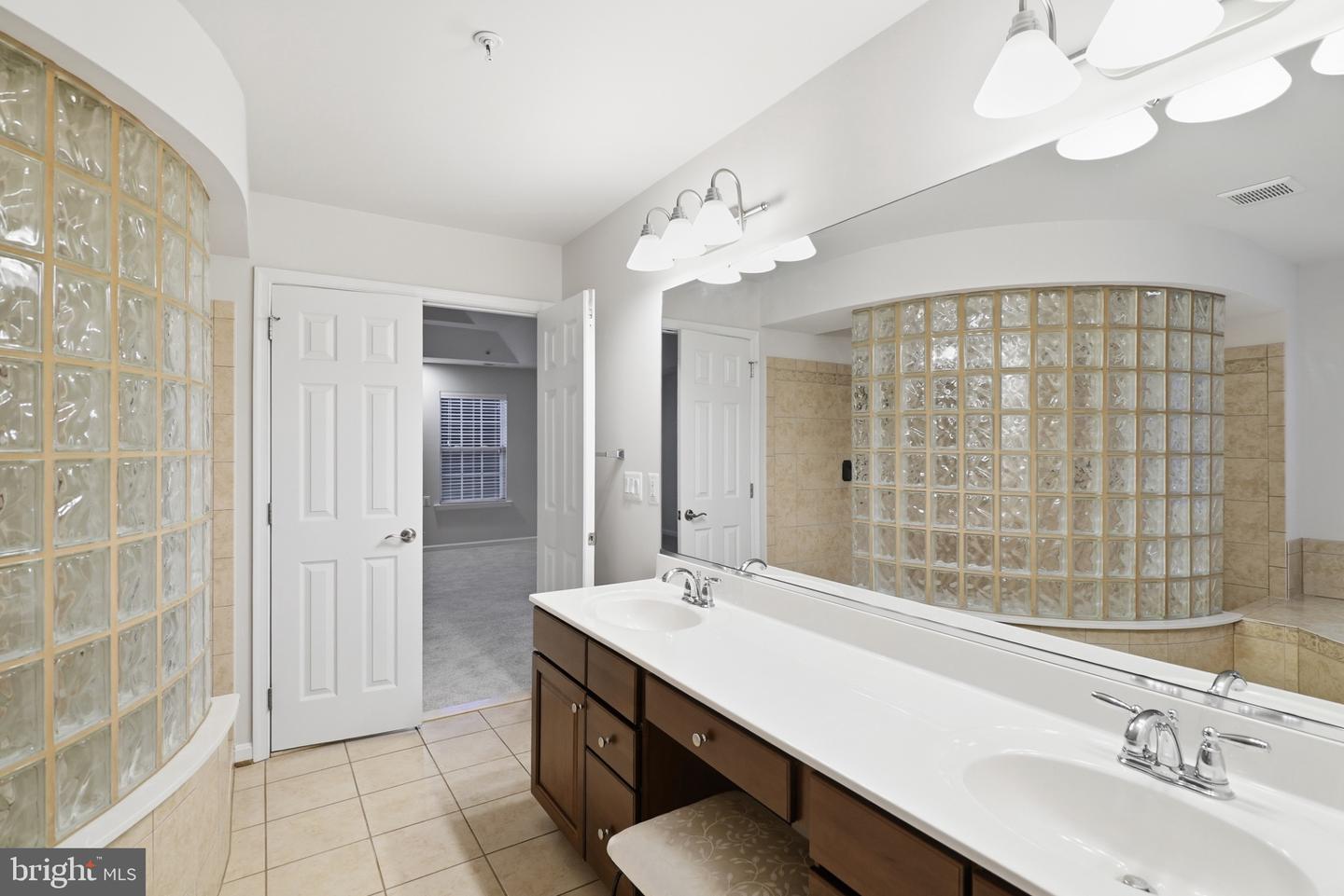 6236 Stone Hill Ct Property Photo 15
