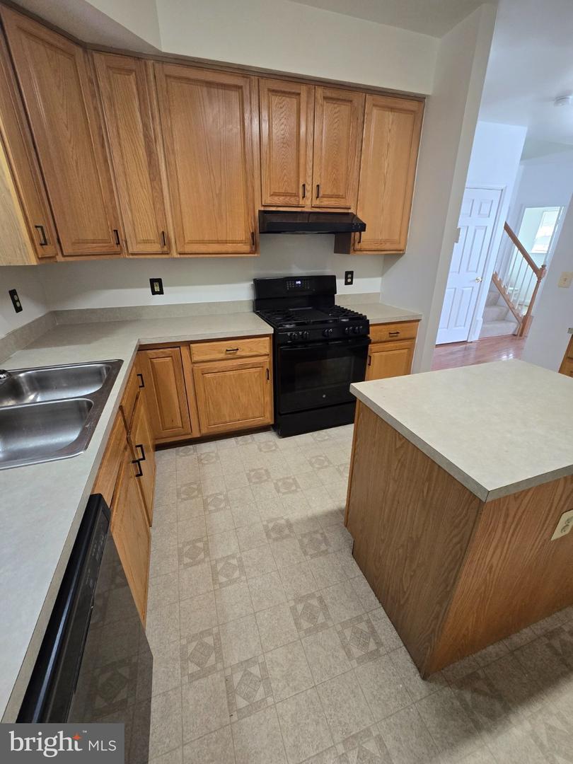 11327 Wildmeadows St Property Photo 13