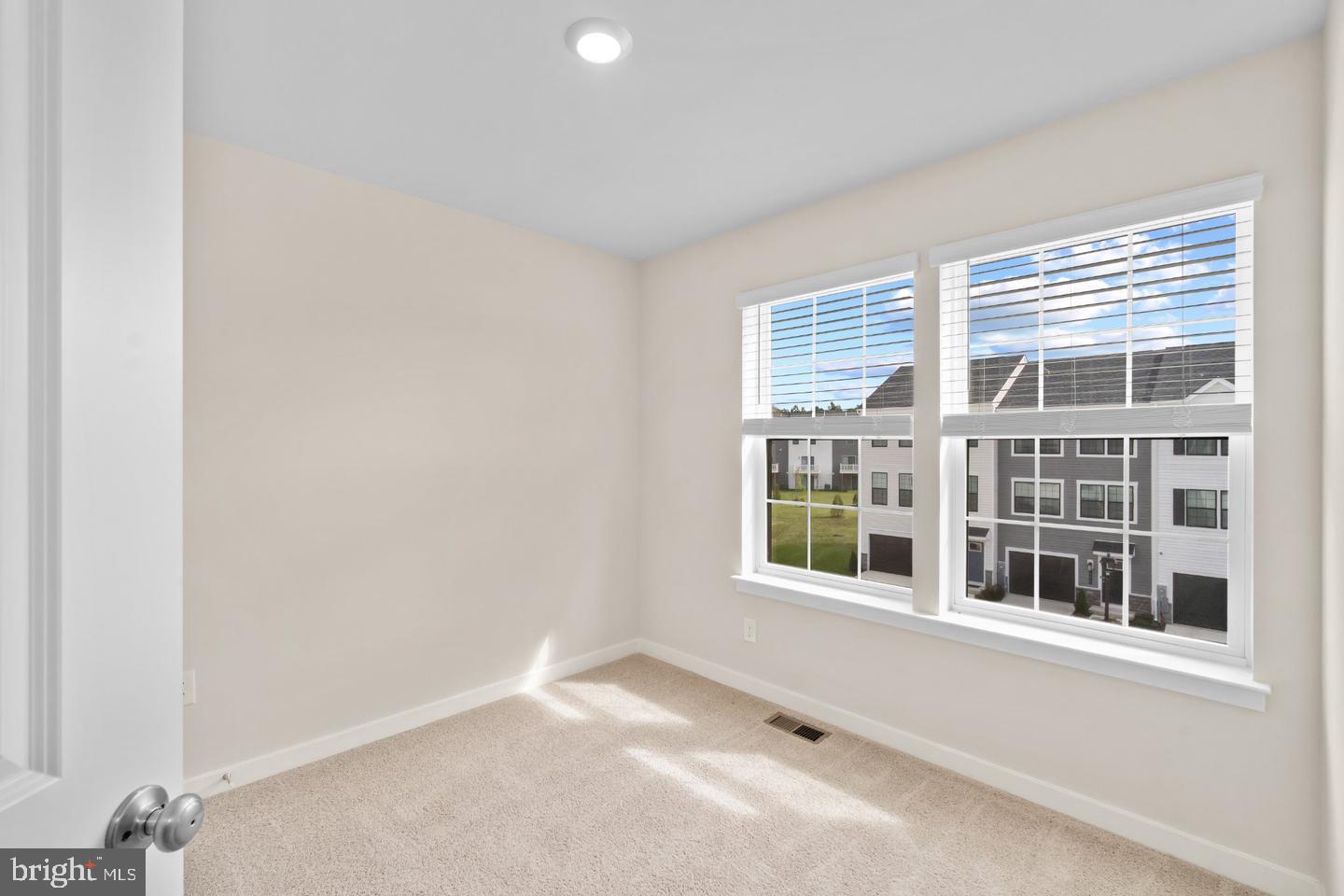 156 Soft Rush Ln Property Photo 17