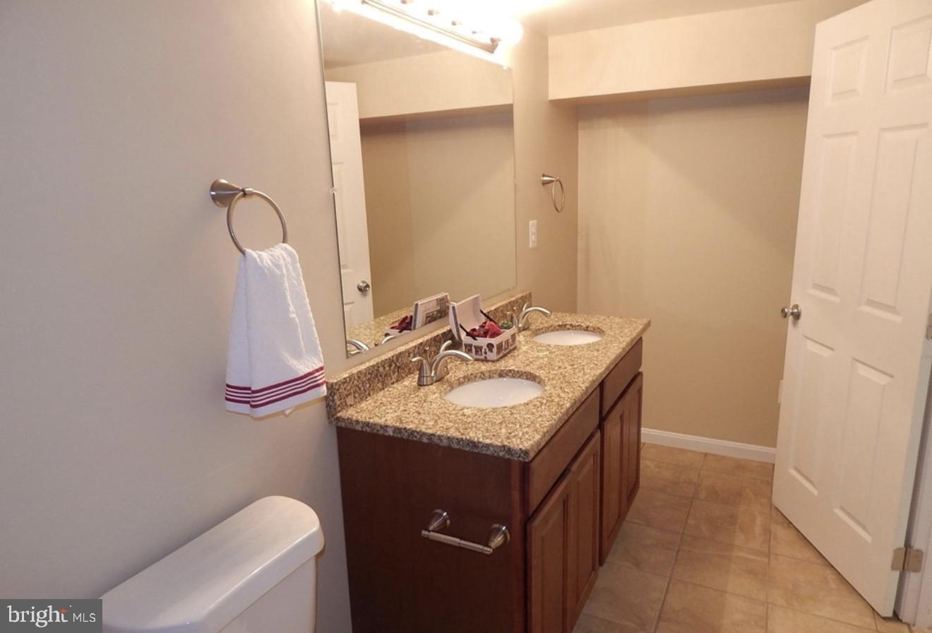 10155 Tucker Ln Property Photo 8