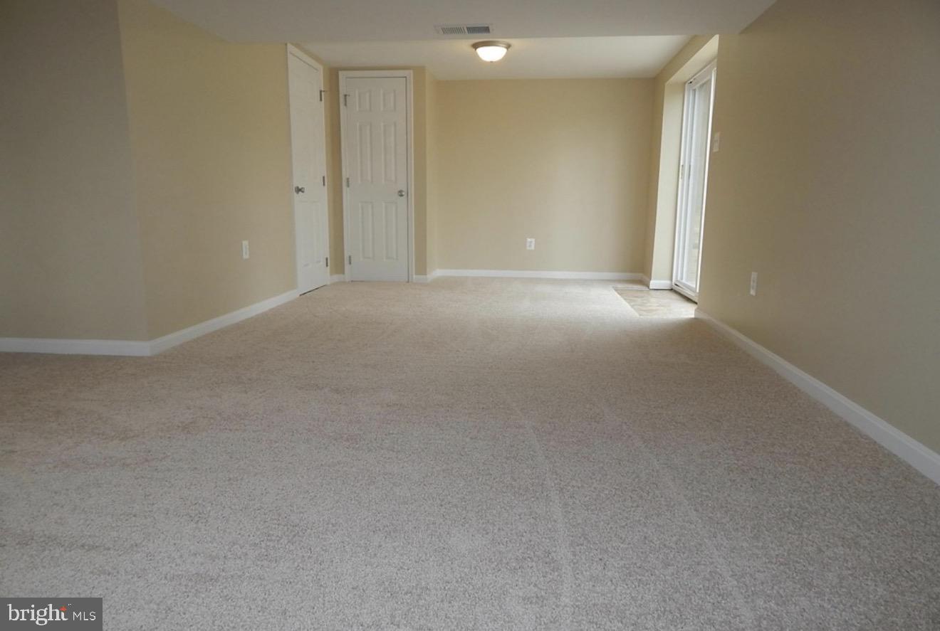 10155 Tucker Ln Property Photo 10
