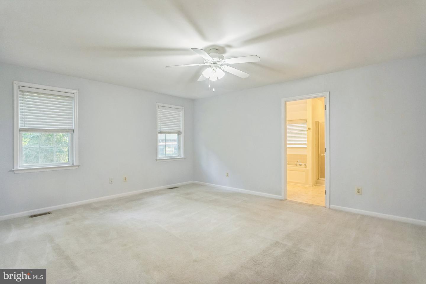 14610 Balsam Ct Property Photo 8