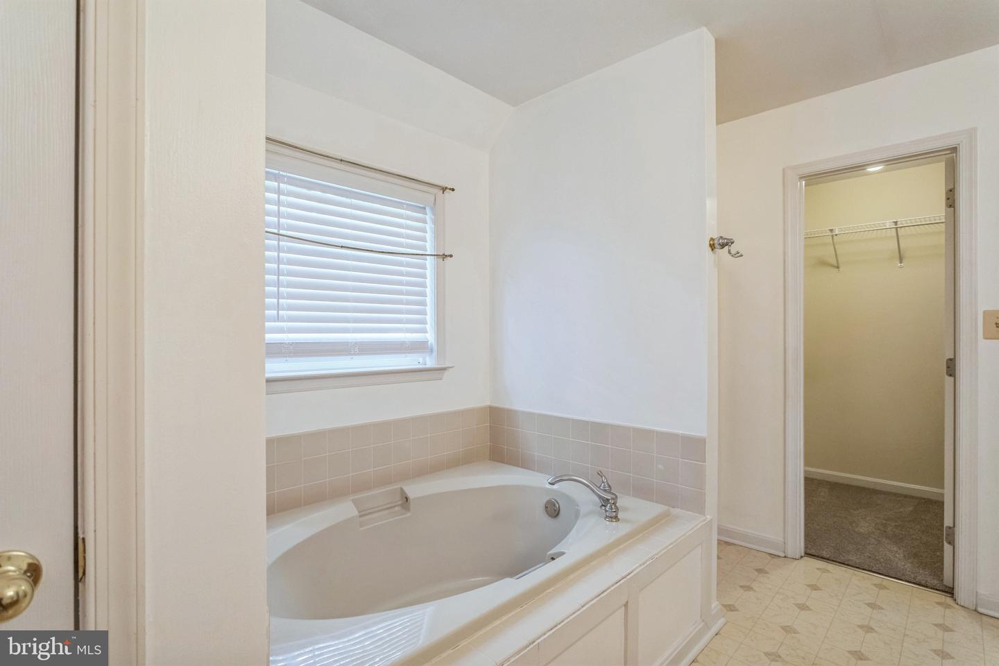 14610 Balsam Ct Property Photo 24
