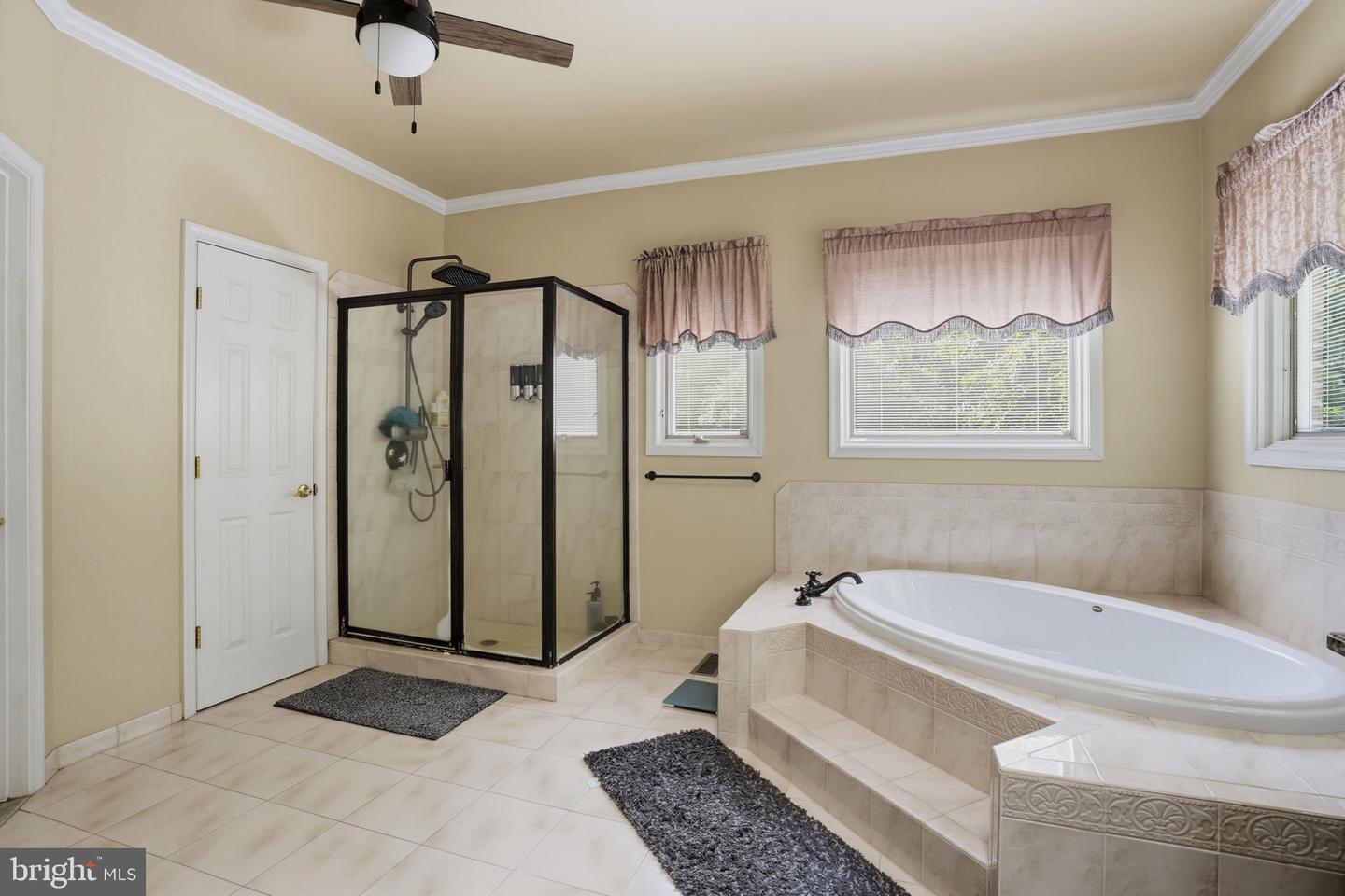 8155 Plowden Dr Property Photo 7