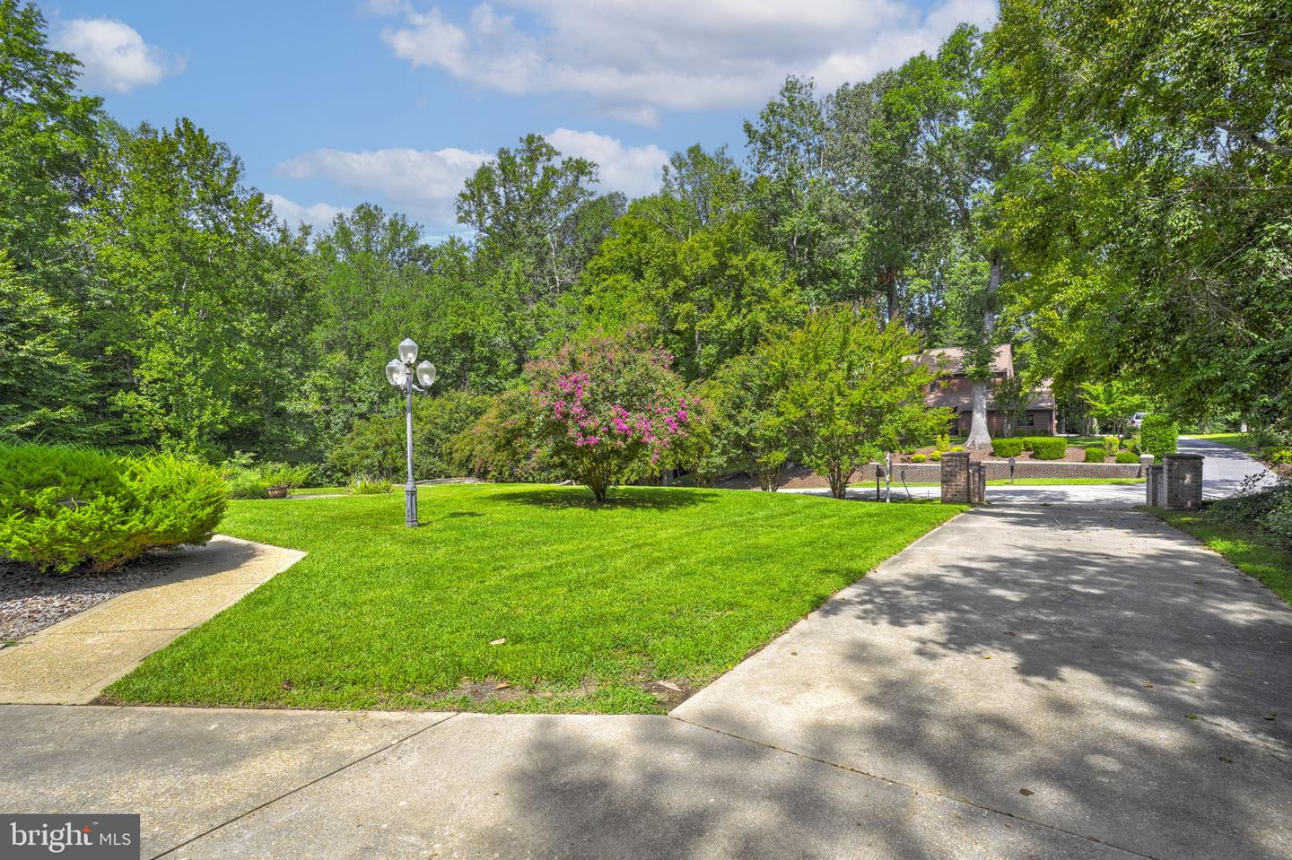 8155 Plowden Dr Property Photo 40