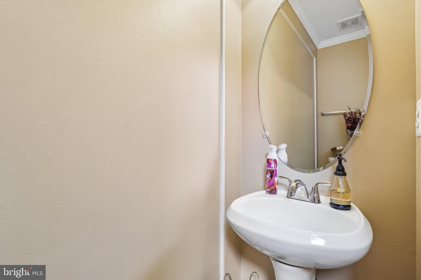 3736 Midlothian Pl Property Photo 21