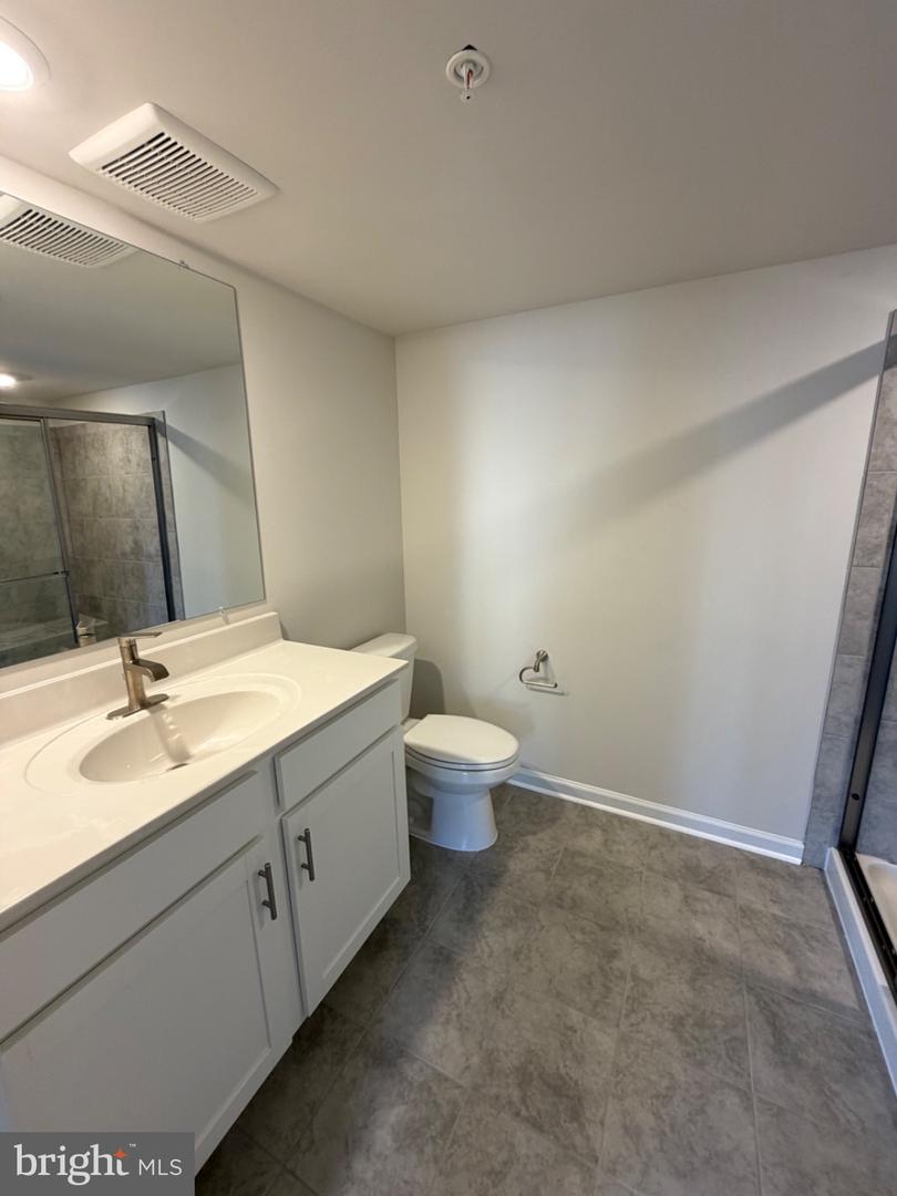 MDCH2058934 Property Photo 9