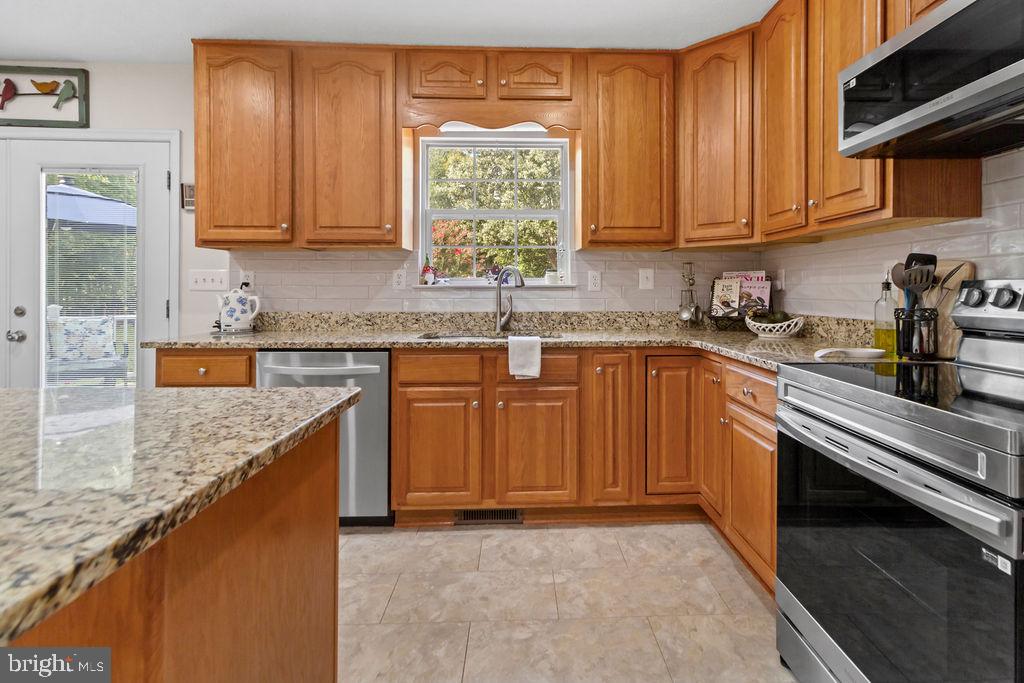 12871 Crescent Run St Property Photo 20