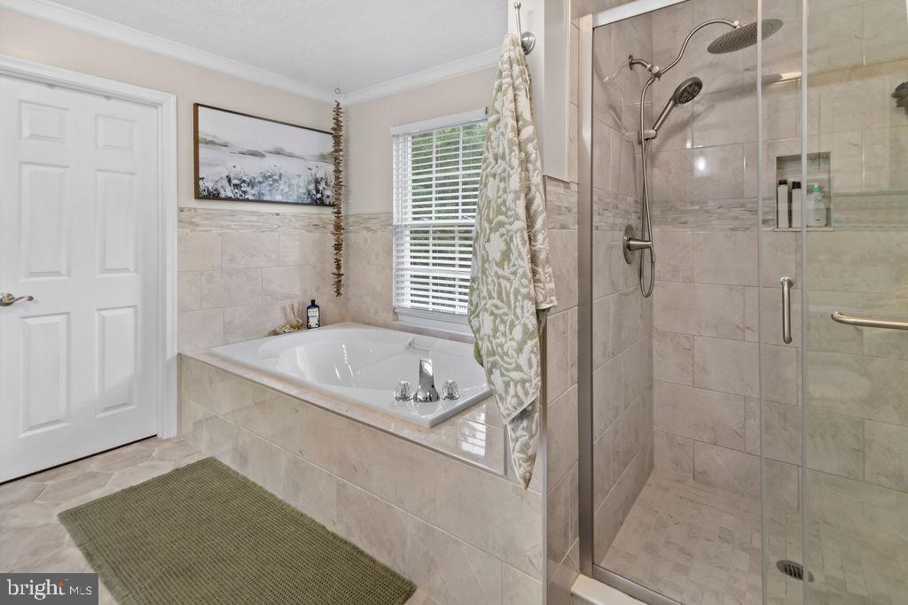 12871 Crescent Run St Property Photo 34