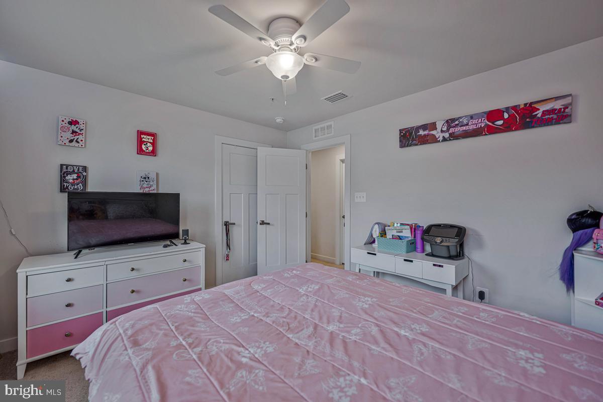 8868 Bancroft Dr Property Photo 26