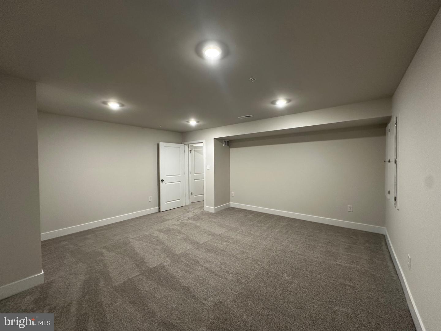 5871 Saint David Dr Property Photo 15