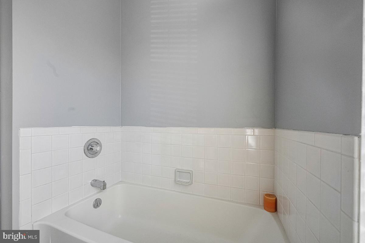 6110 Blue Whale Ct Property Photo 22