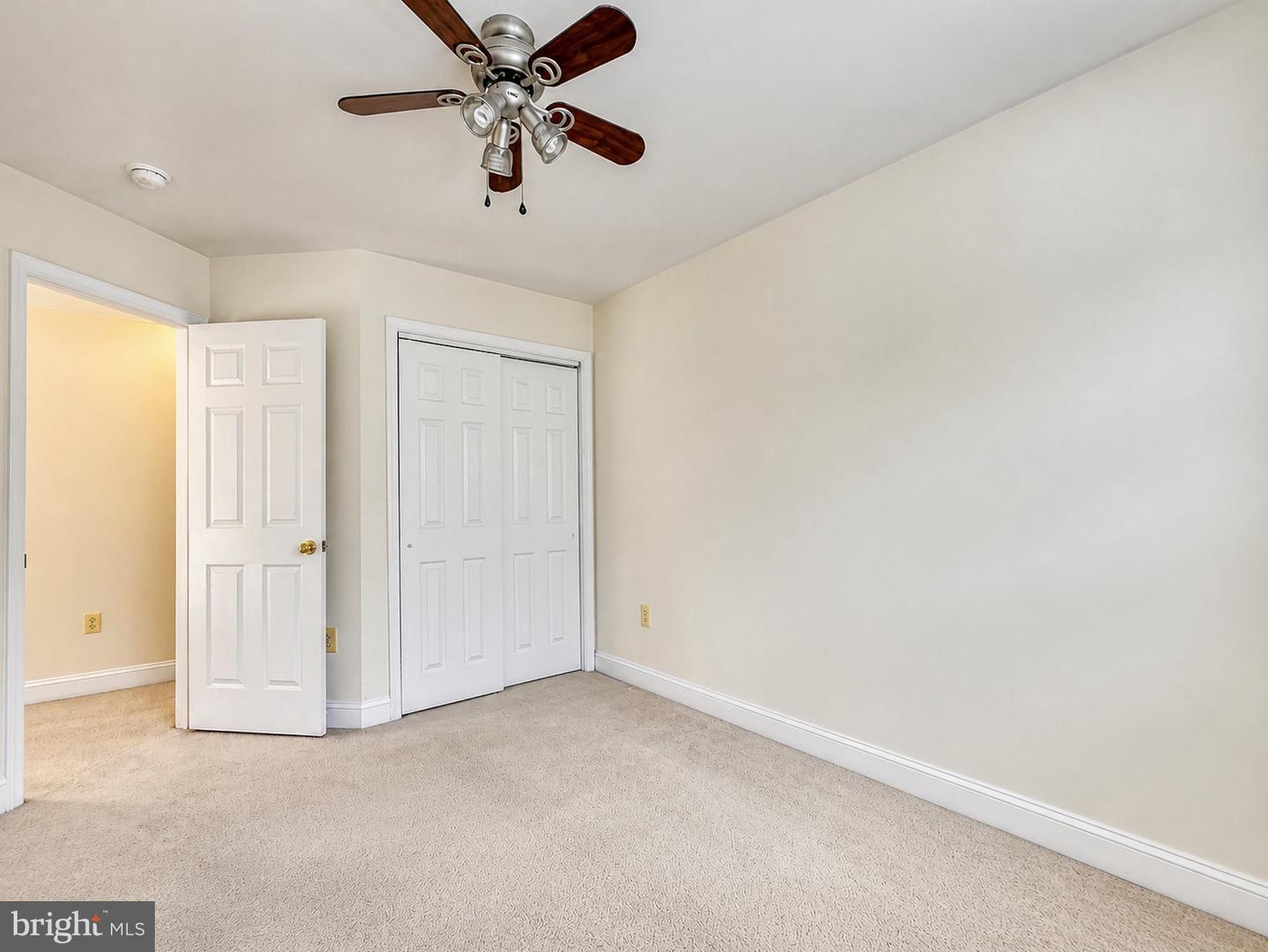 10482 Carberry Ct Property Photo 24