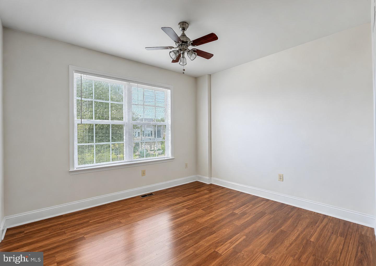 10482 Carberry Ct Property Photo 27