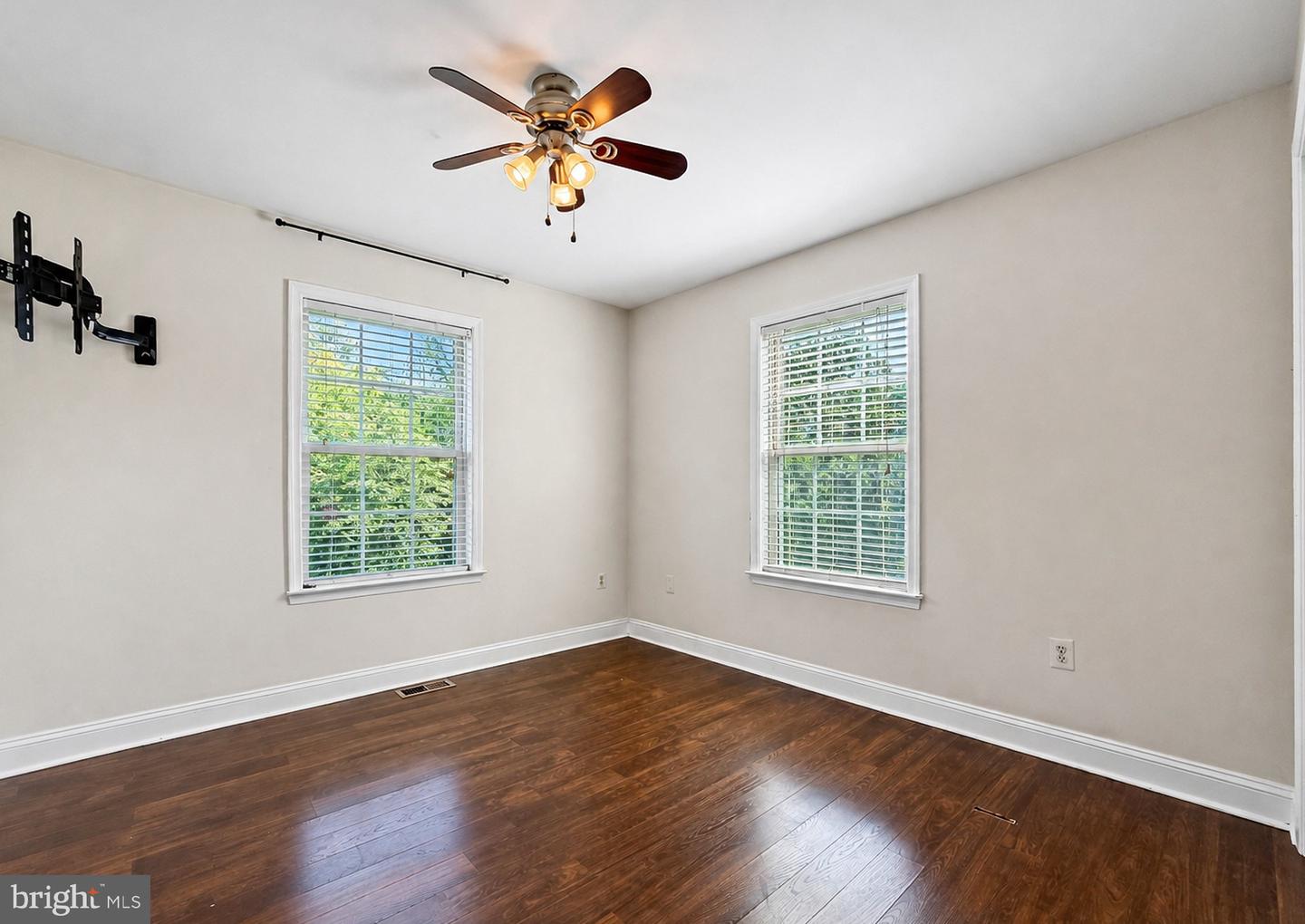 10482 Carberry Ct Property Photo 28