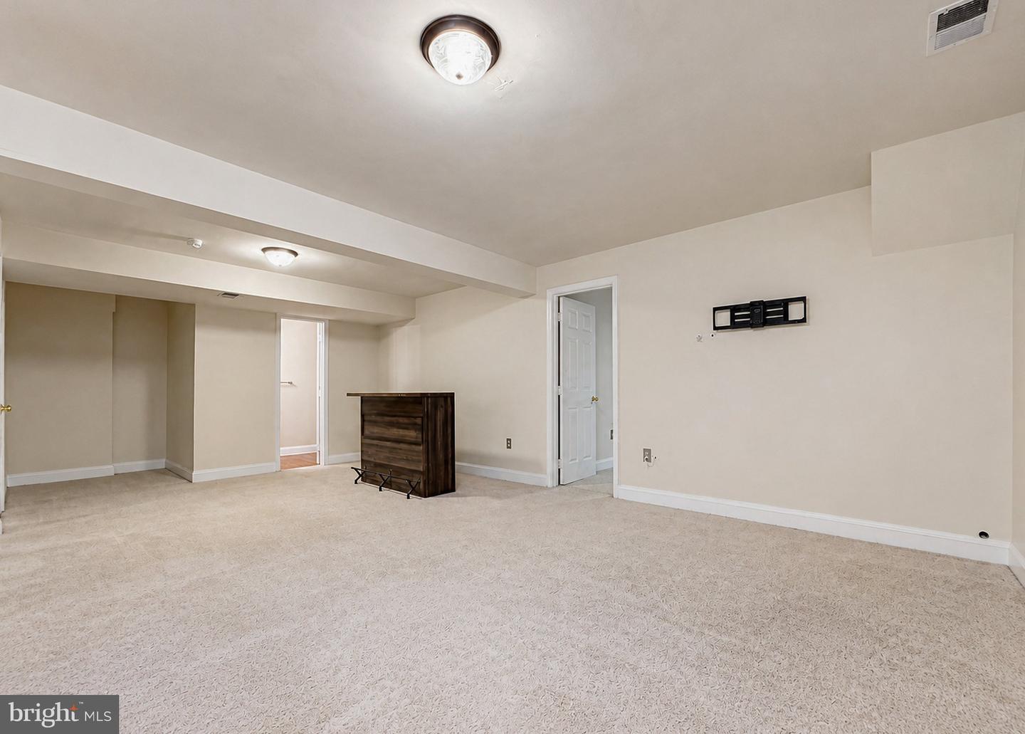 10482 Carberry Ct Property Photo 34