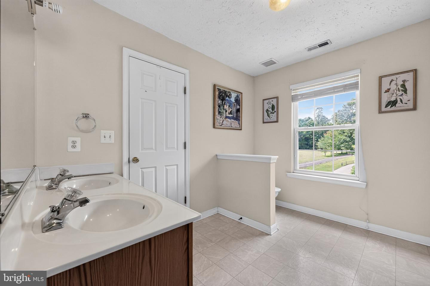 6850 Barney Dr Property Photo 29
