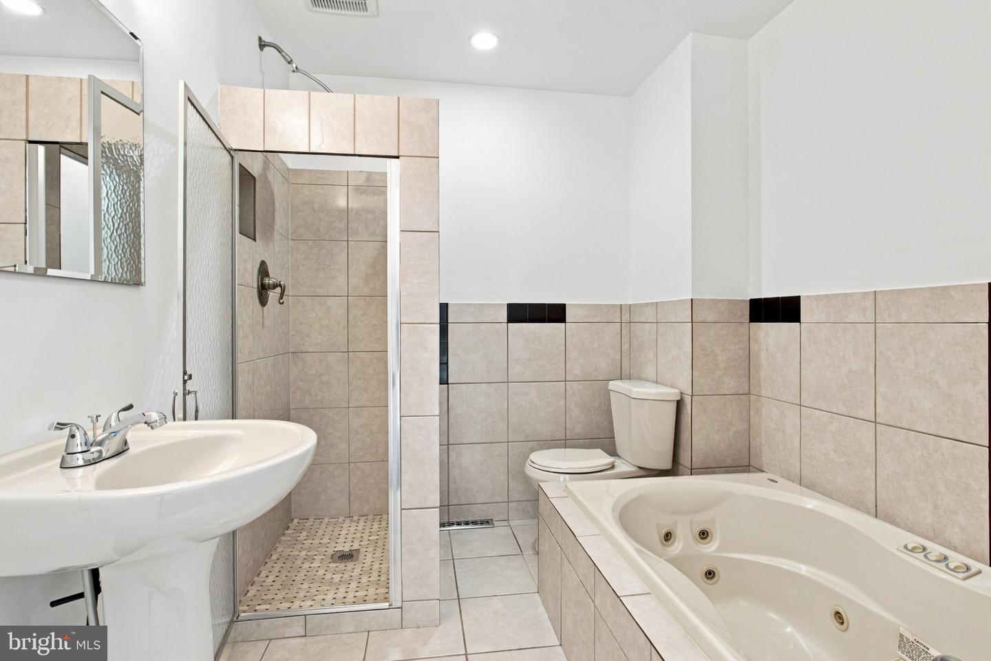 5538 Huckleberry Dr Property Photo 9
