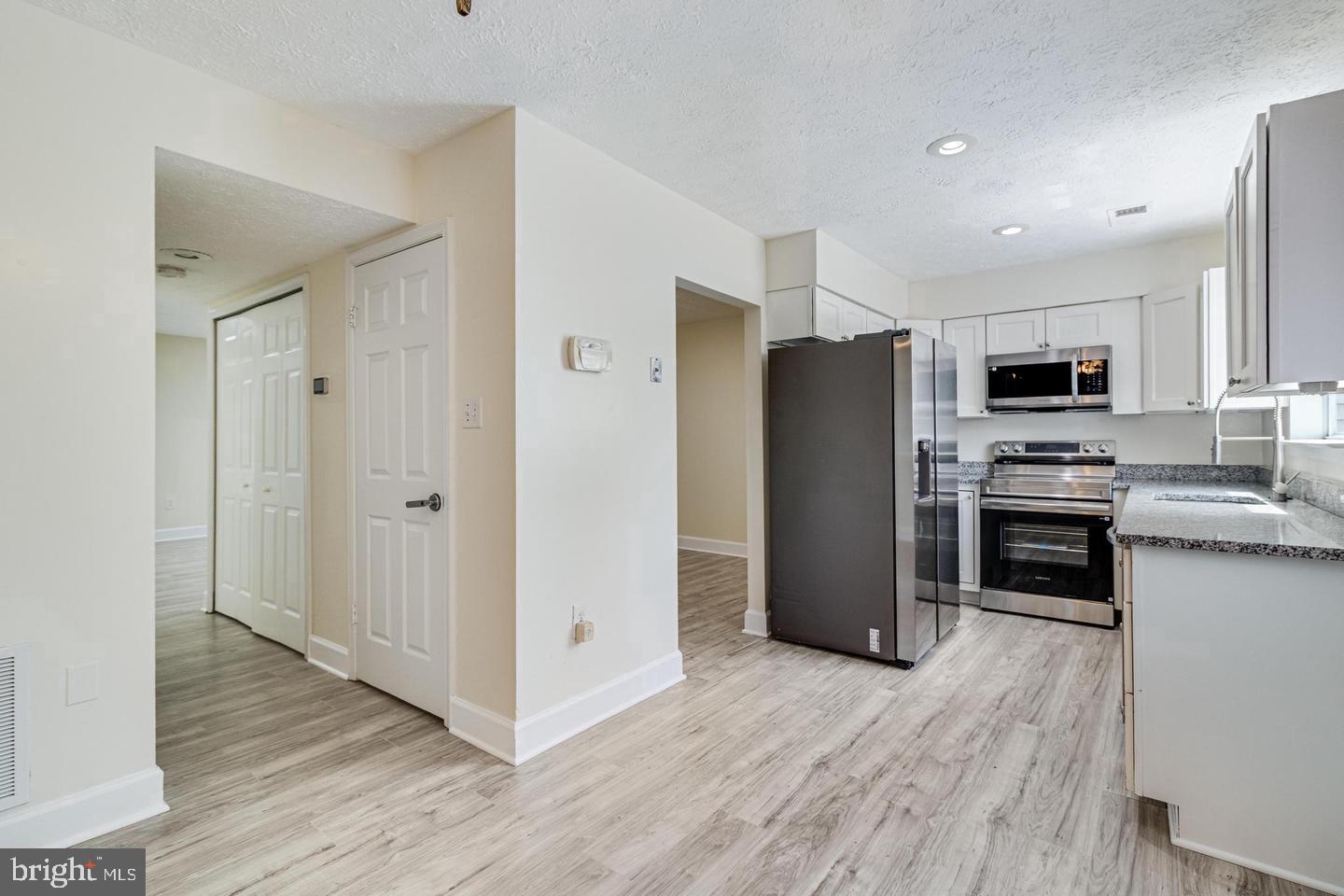 6206 Deerwood Ct Property Photo 6