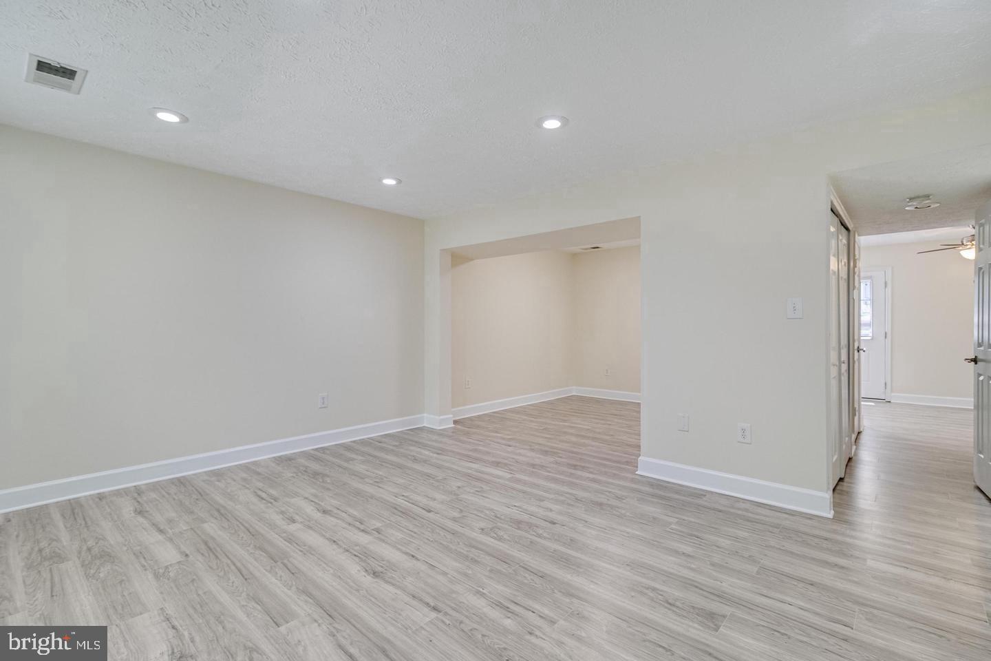 6206 Deerwood Ct Property Photo 9