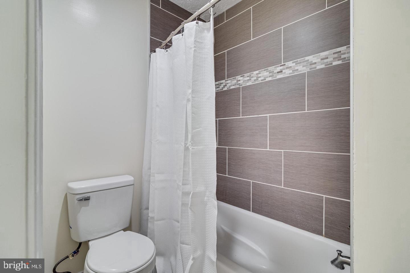 6206 Deerwood Ct Property Photo 15