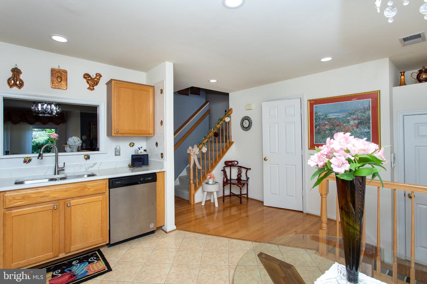 2319 Butte Pl Property Photo 6