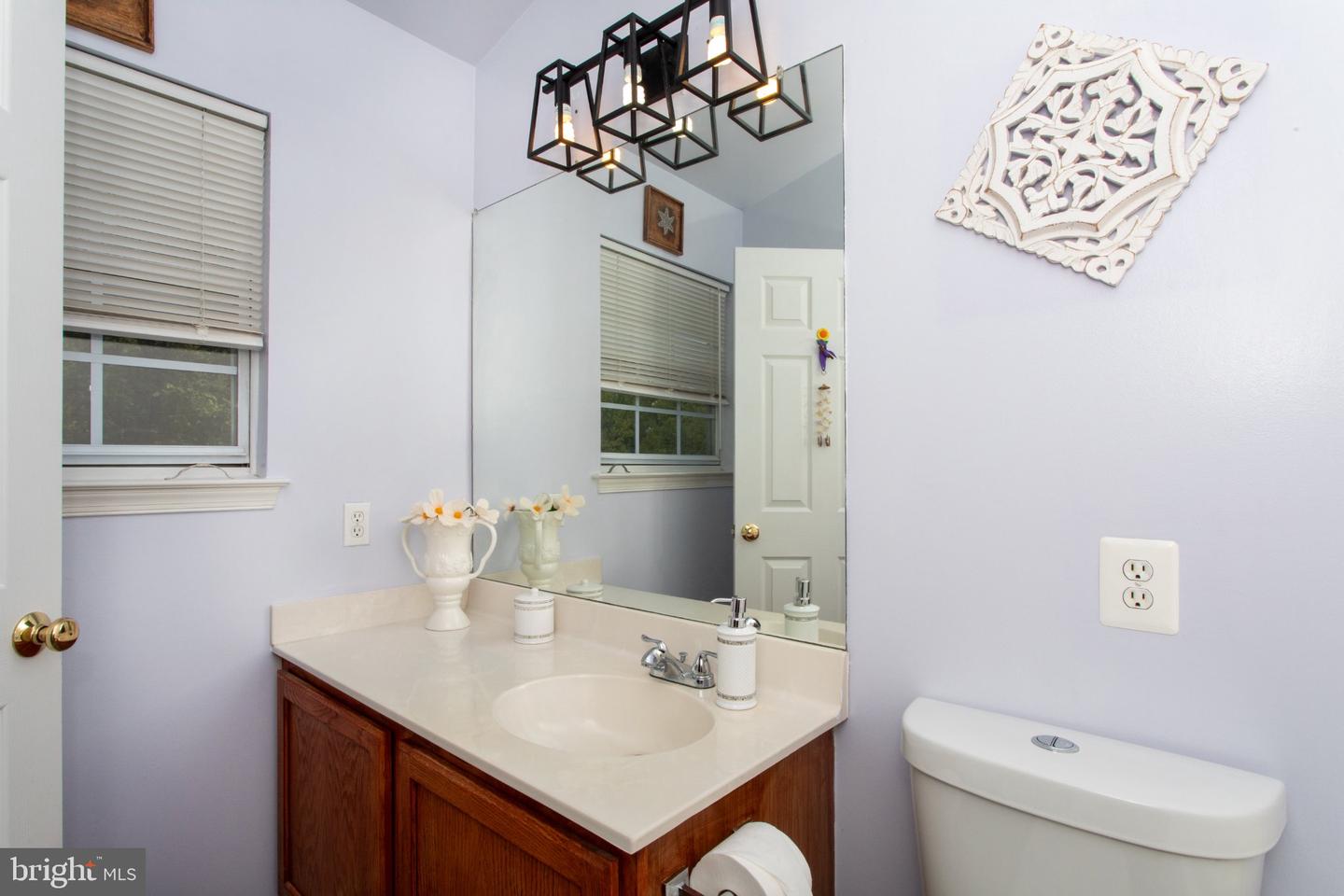 2319 Butte Pl Property Photo 8