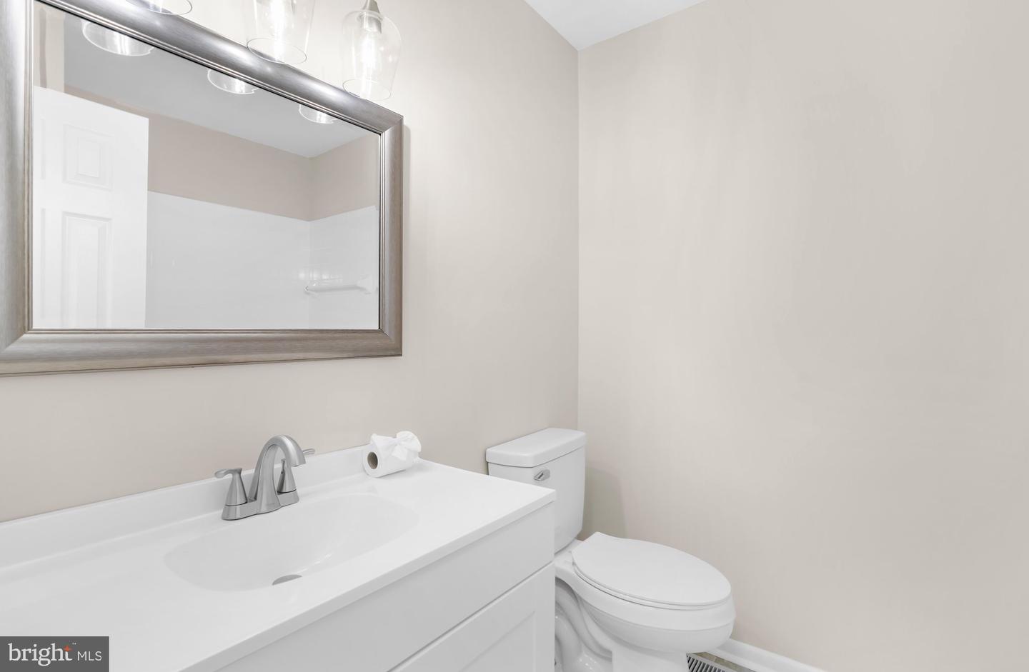 2118 Marbella Dr Property Photo 15