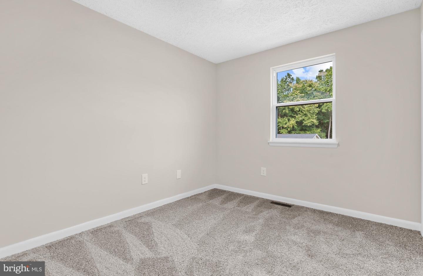 2118 Marbella Dr Property Photo 17