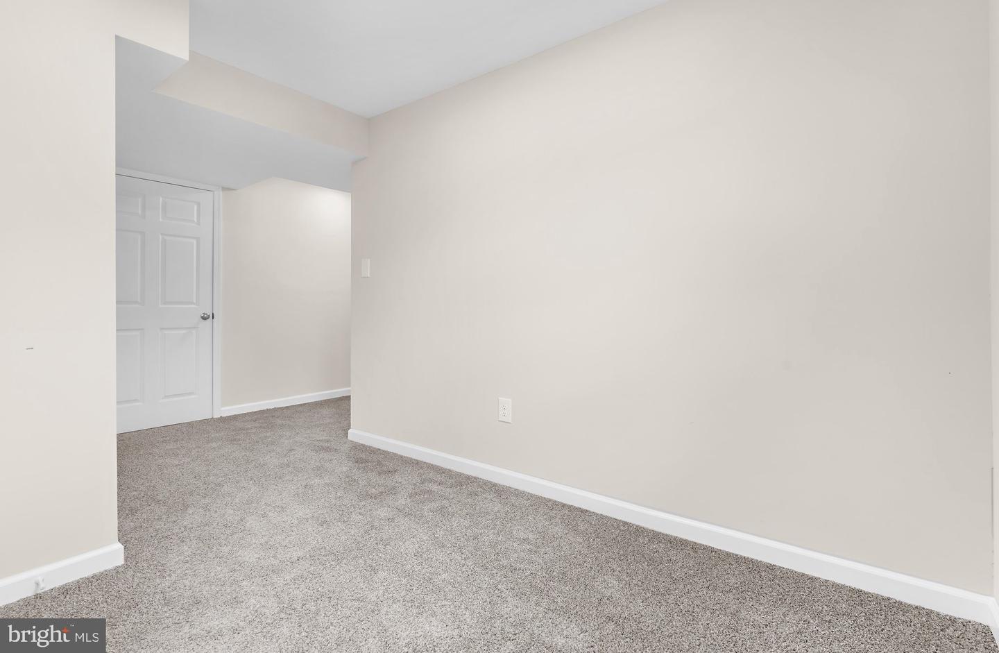 2118 Marbella Dr Property Photo 31