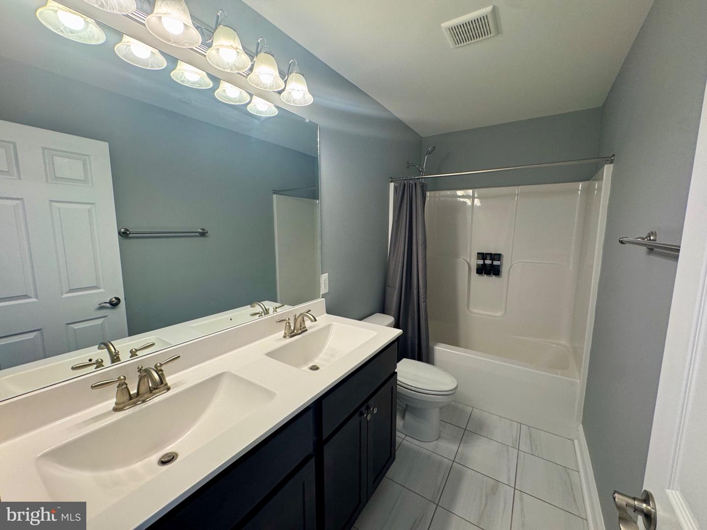 1005 Clover Cir Property Photo 18