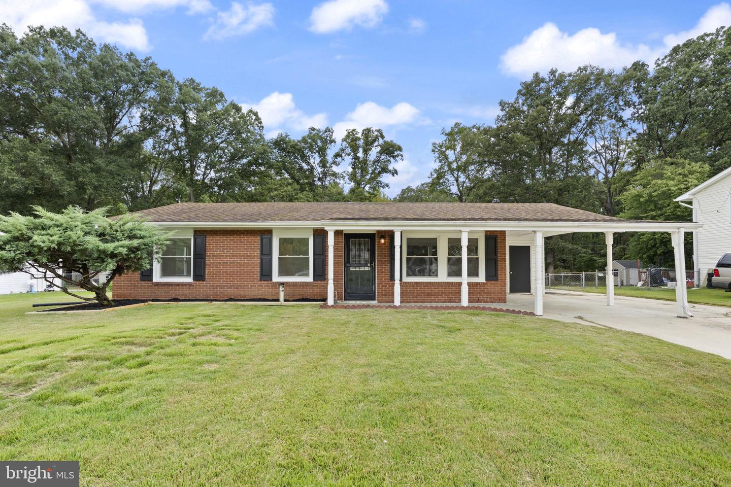 84 Garner Ave Property Photo 1