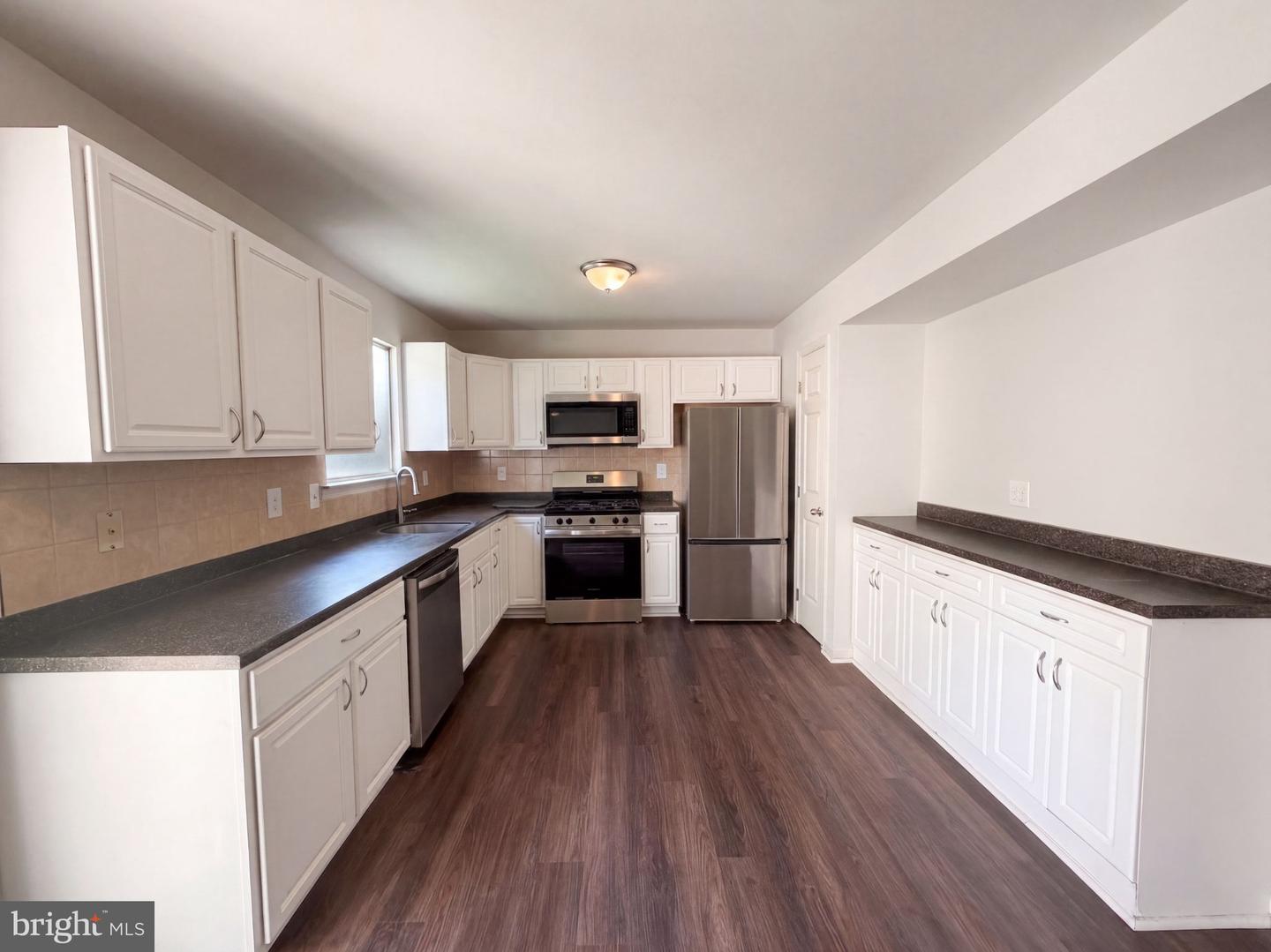 10654 Quillback St Property Photo 2
