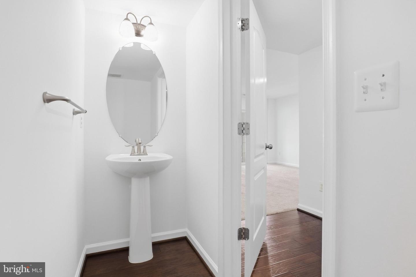 5416 Spotswood Pl Property Photo 4