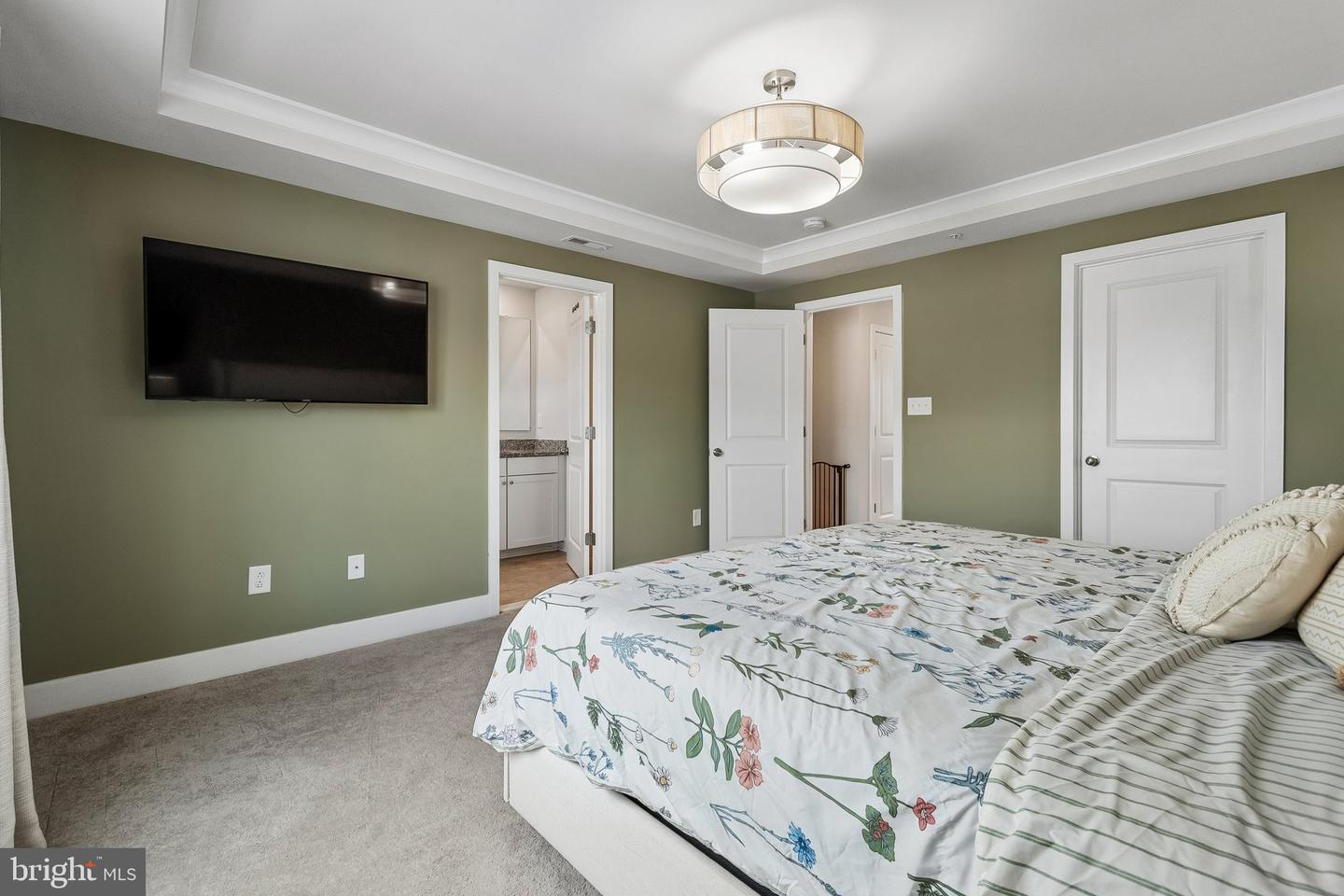 6941 Waterbury Pl Property Photo 12