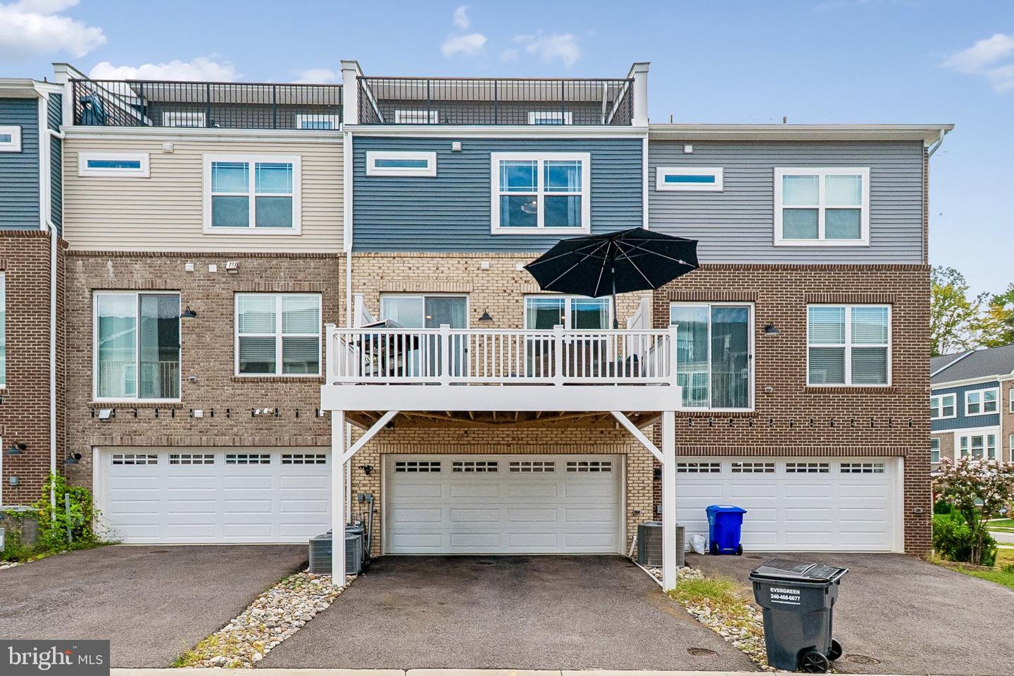 6941 Waterbury Pl Property Photo 25