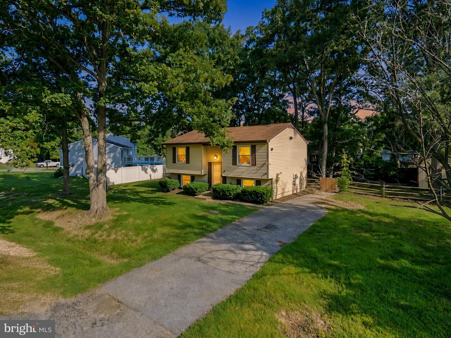 12622 Council Oak Dr Property Photo 2