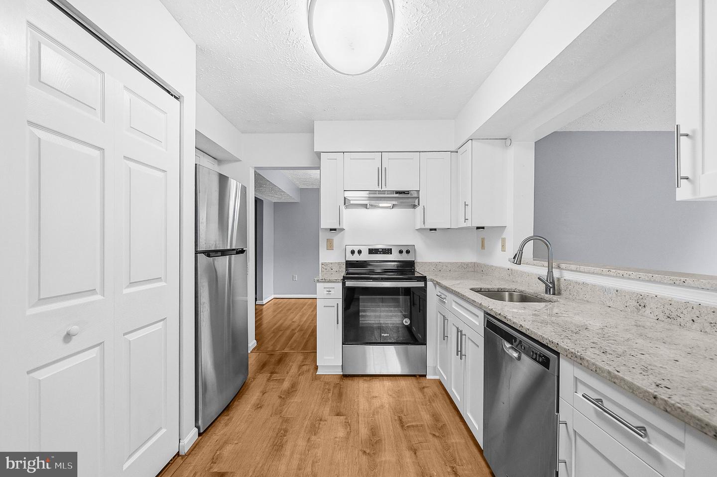 4096 Broadbill Cir Property Photo 10
