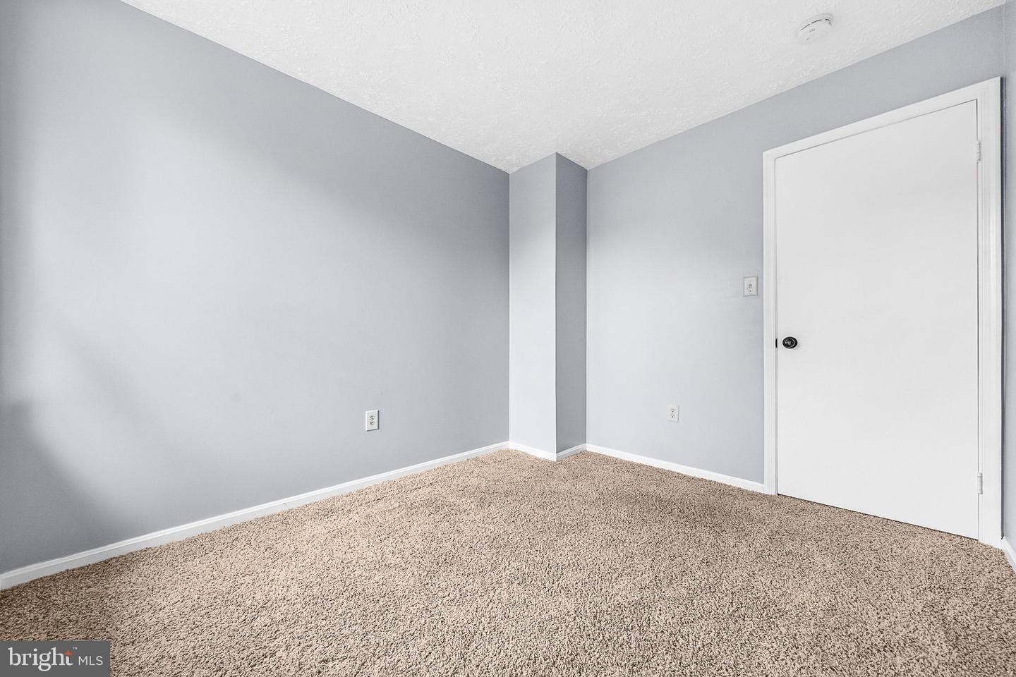 4096 Broadbill Cir Property Photo 29