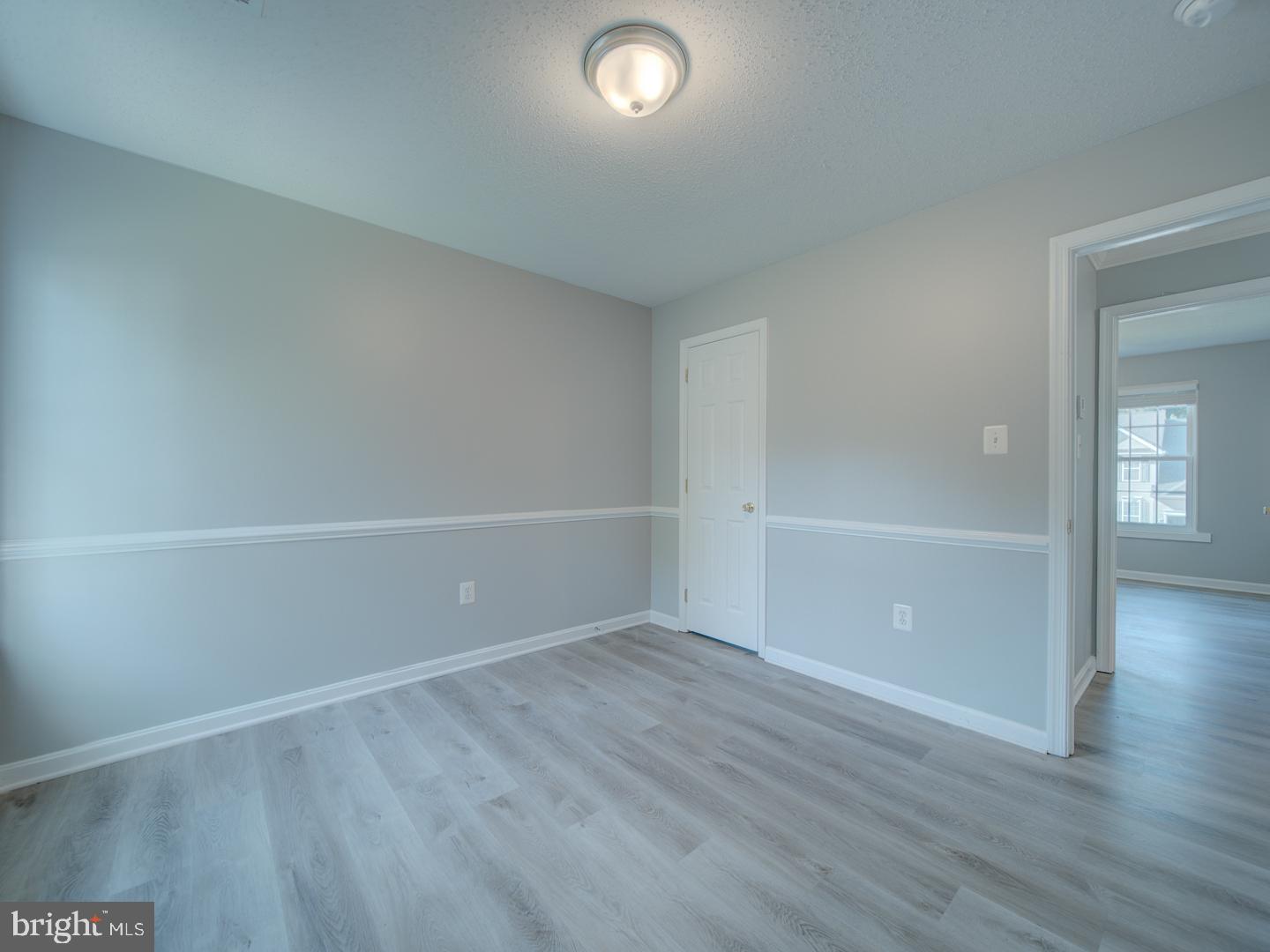 103 Susan Constant Ct Property Photo 34
