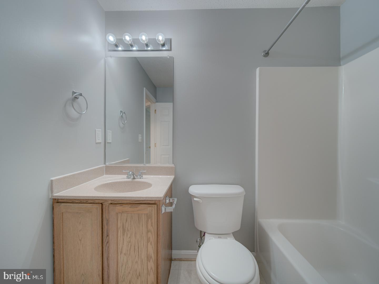 103 Susan Constant Ct Property Photo 44