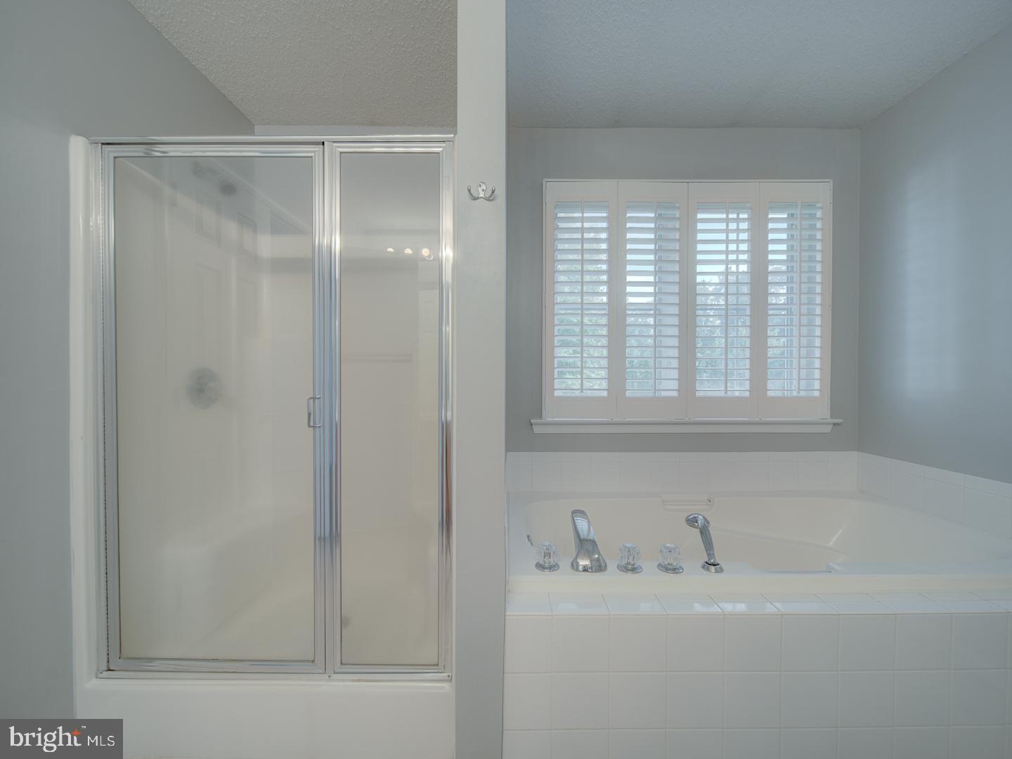 103 Susan Constant Ct Property Photo 50